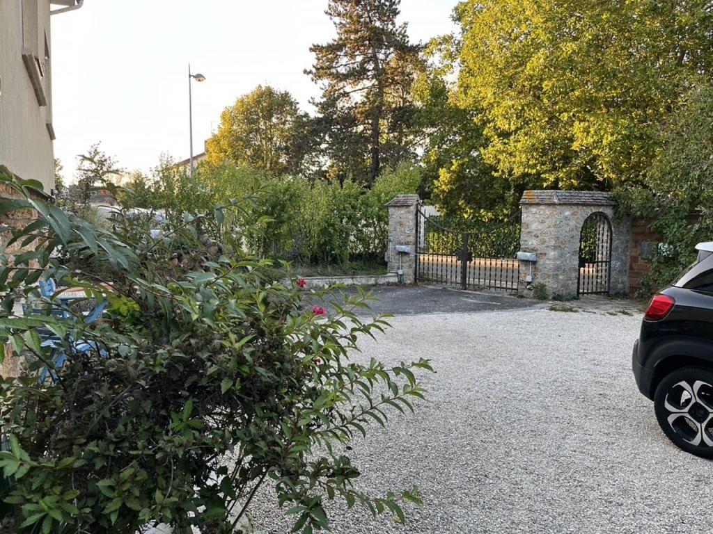 Studios De L'Etang Du Perray Le Perray-en-Yvelines Zimmer foto
